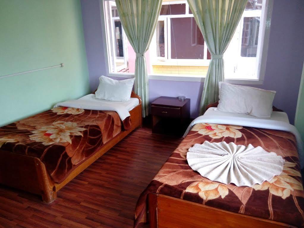 קטמנדו Hotel Pokhara Peace מראה חיצוני תמונה