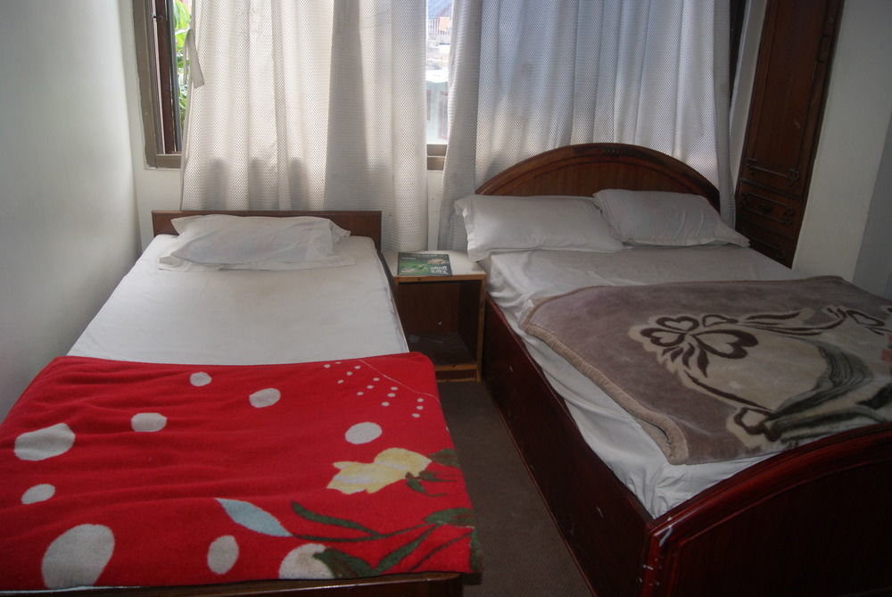 קטמנדו Hotel Pokhara Peace מראה חיצוני תמונה